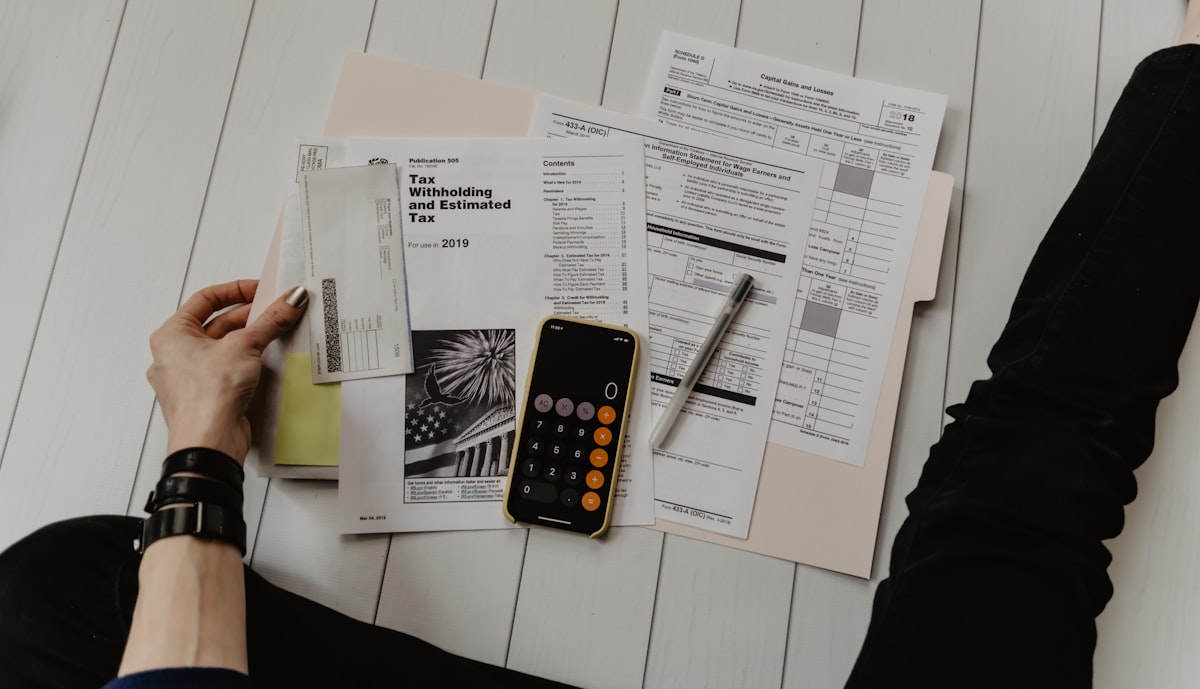 Happy family planning budget with SAFE Federal Credit Union advisor